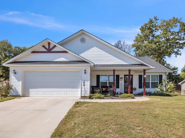 111 Turquoise Dr, Central, SC 29630