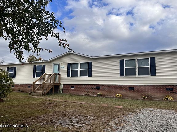 2nd image of 3979 Sourwood Ct NE