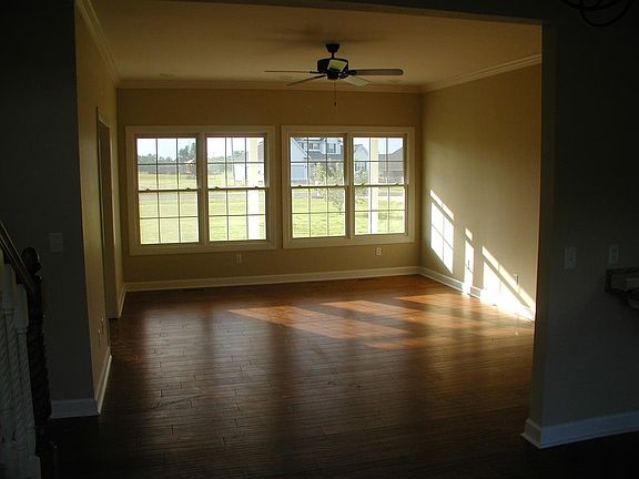 5th image of 114 Elwood Gordon Dr