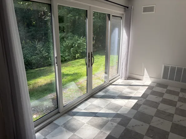 368 Great Rd APT 3, Acton, MA 01720