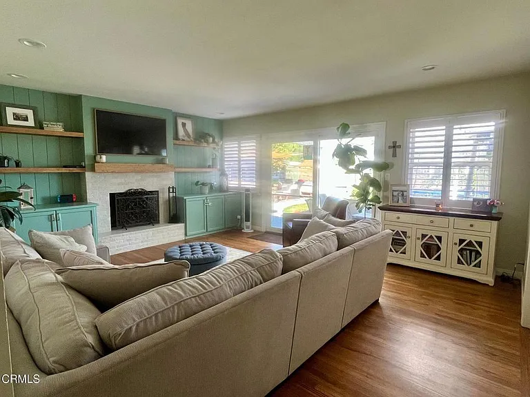 112 Maria Ln — Photo 5