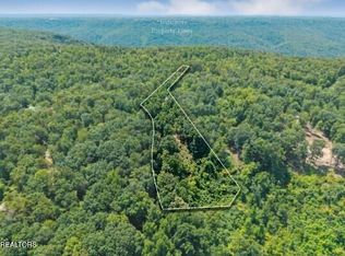 203 Crestview Dr, Sparta, TN 38583