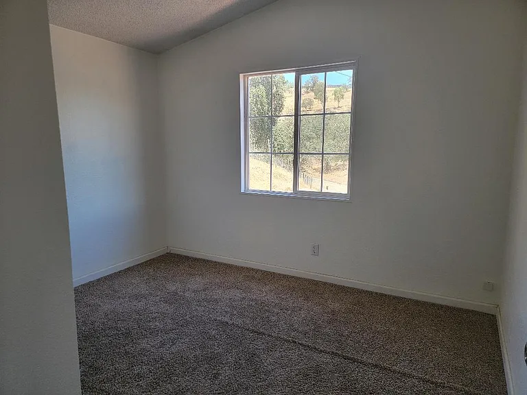 47160 Creekside Rd — Photo 12