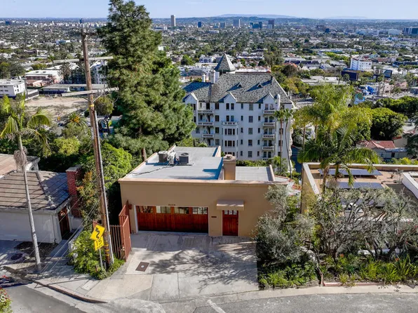 8246 Woodshill Trl, Los Angeles, CA 90069