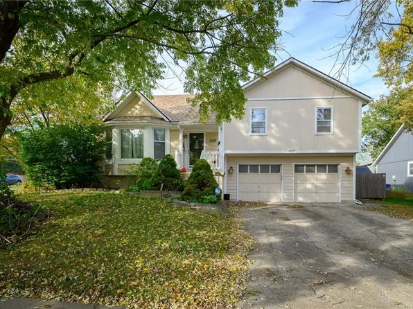 1103 N Emma St, Olathe, KS 66061