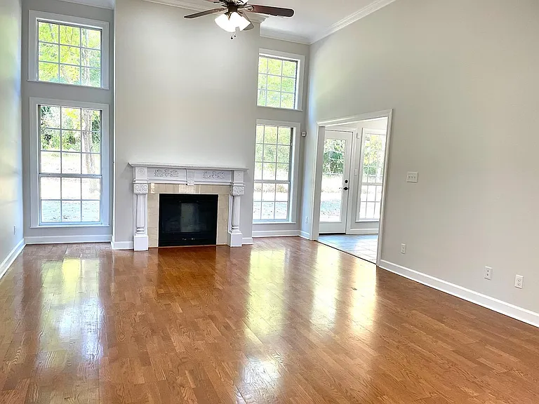 408 Rebel Dr — Photo 5