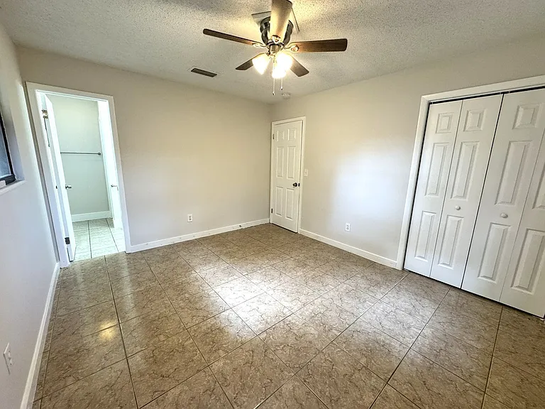 119 Arden Dr — Photo 8