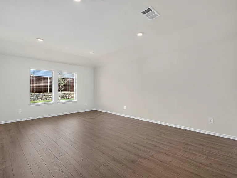 717 Sweet Pea Dr — Photo 23