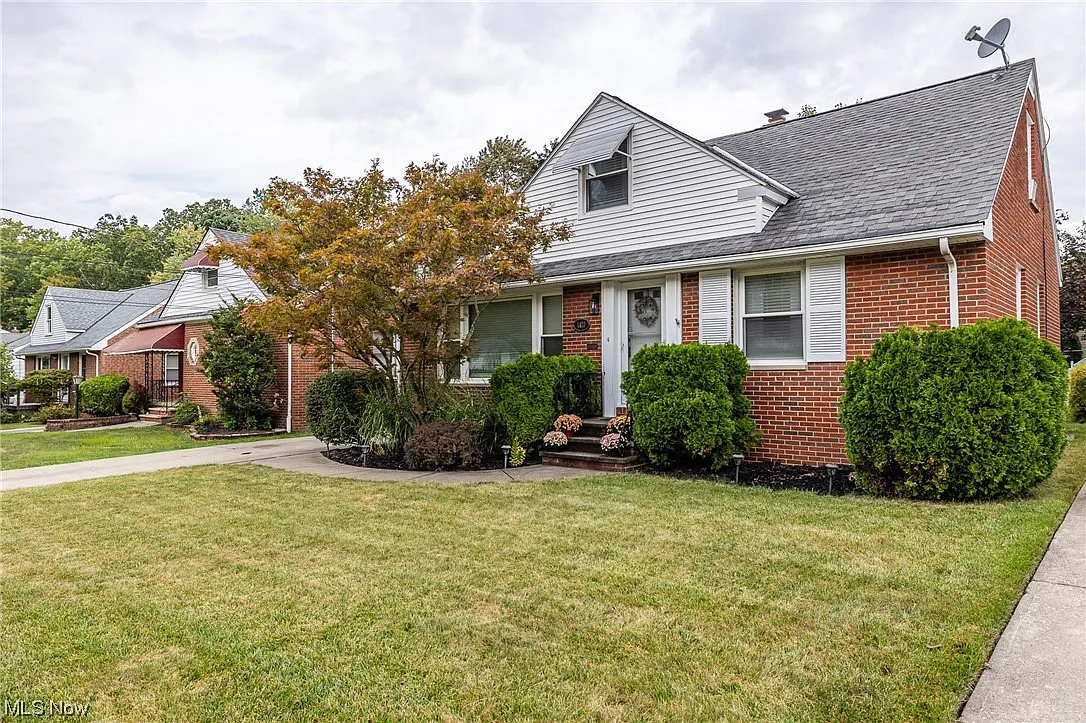 4419 Greenway Rd photo 1