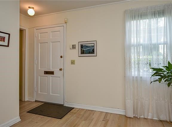 Welcome to 122 Beverly Road!