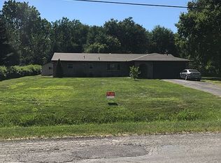 10739 Douglas Rd, Temperance, MI 48182