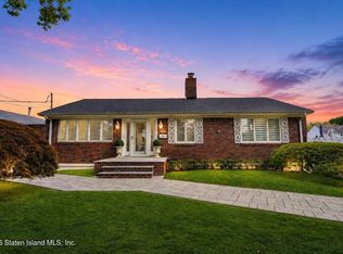 104 Howton Ave, Staten Island, NY 10308