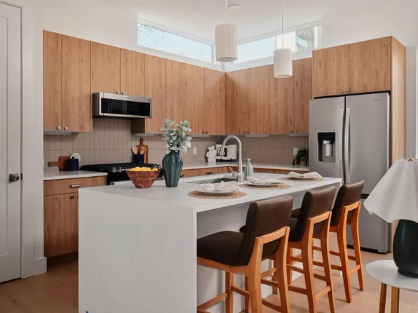 6407 Bradsher #B, Austin, TX 78745