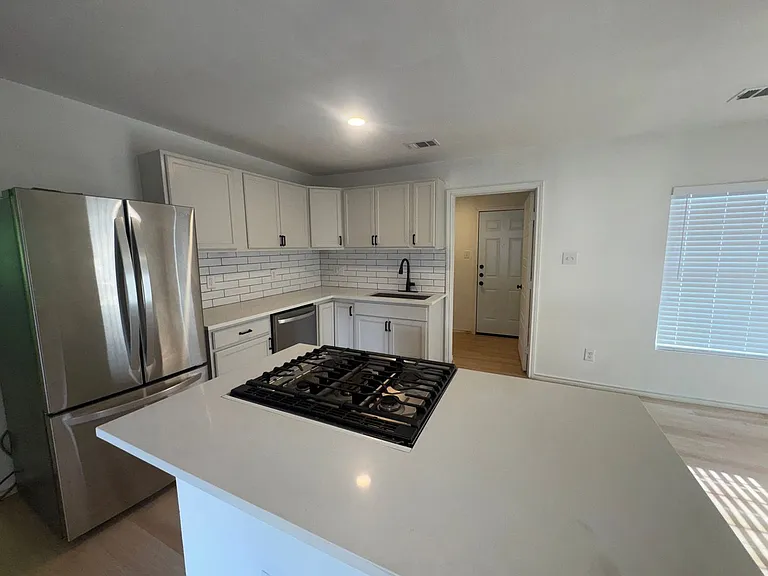 3518 Grafton Ave — Photo 16