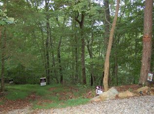 4 Hemptown Heights Dr, Morganton, GA 30560