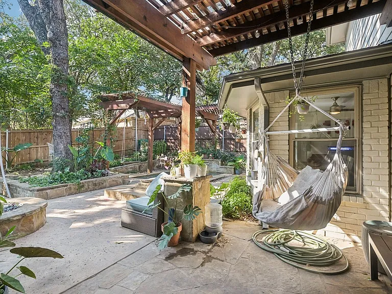 5 Woodlands Ct — Photo 34