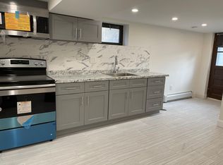 26508 E Williston Ave, Floral Park, NY 11001