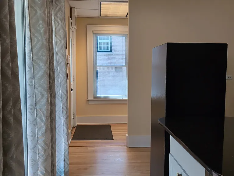 417 N Hough St — Photo 17