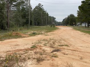 50 Poinsetta Ave E, Defuniak Springs, FL 32433