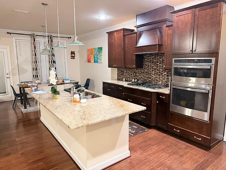 705 Tree Green Ln — Photo 7