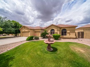 30 S Equestrian Ct, Gilbert, AZ 85296