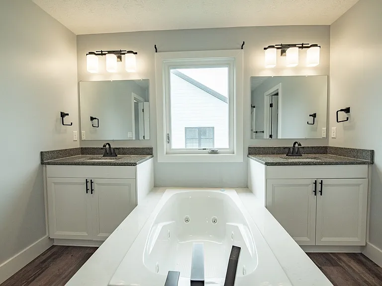109 Gaston Cir — Photo 63
