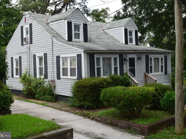 623 Clovis Ave, Capitol Heights, MD 20743