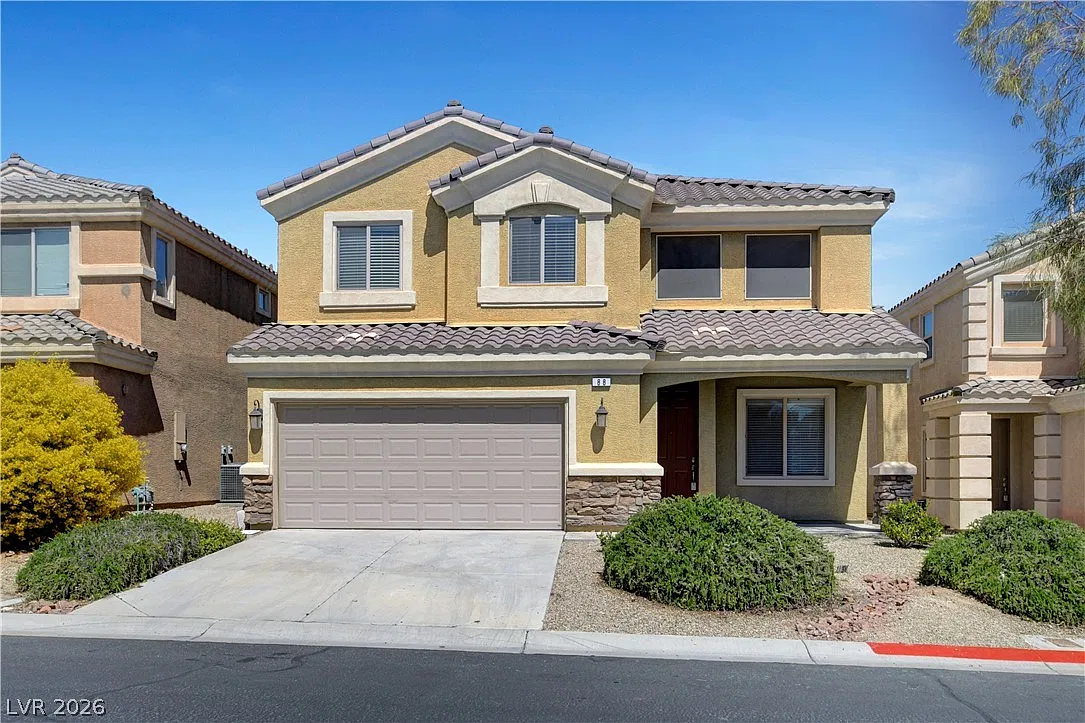 4 bed, 3.5 bath, 2781 sqft, $2,400 — Photo 2
