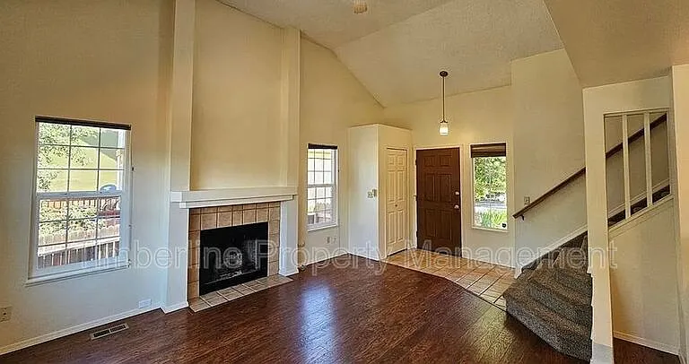 7045 Sproul Ln — Photo 14