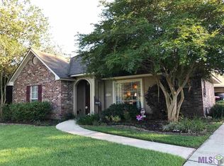 18456 Lake Myrtle Dr, Baton Rouge, LA 70817