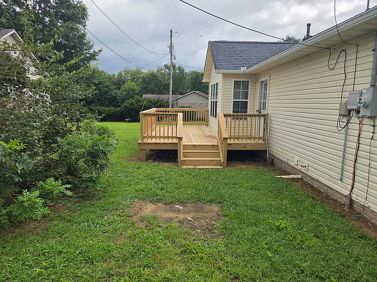23 Highland Dr — Photo 2
