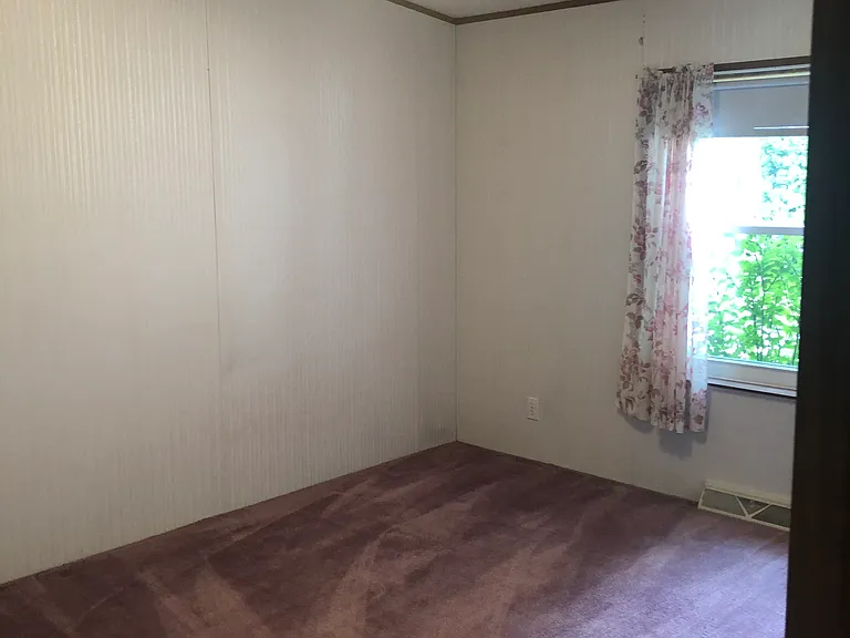 404 Crimsom King Cir #404 — Photo 13