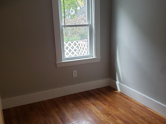 4th image of 273 Washington St Suite 2