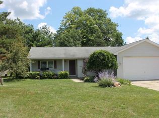 723 Lennon Ln, Gladwin, MI 48624