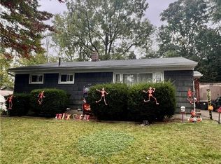 937 Iona Ave, Akron, OH 44314