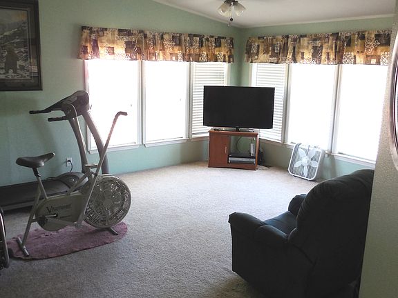 5th image of 6523 Meyers St