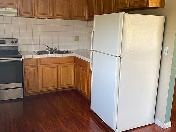 3rd image of 1380 Carnelian Dr APT 4