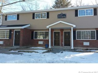 26 Stonewall Ln, Waterbury, CT 06705