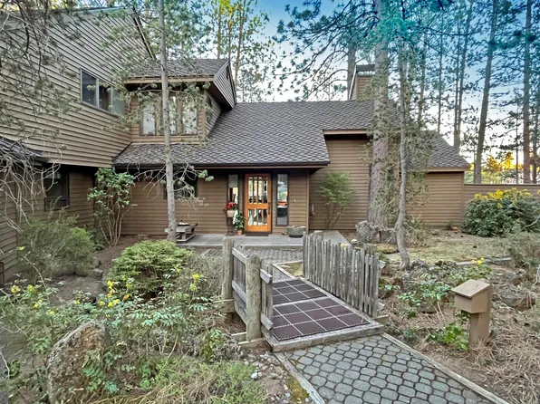 60055 River Bluff Trl, Bend, OR 97702