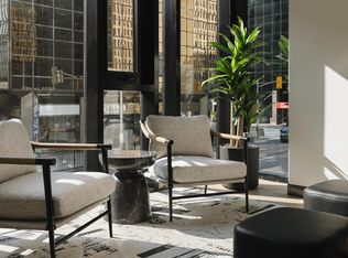 75 Slater St #2207, Ottawa, ON K1P5H1