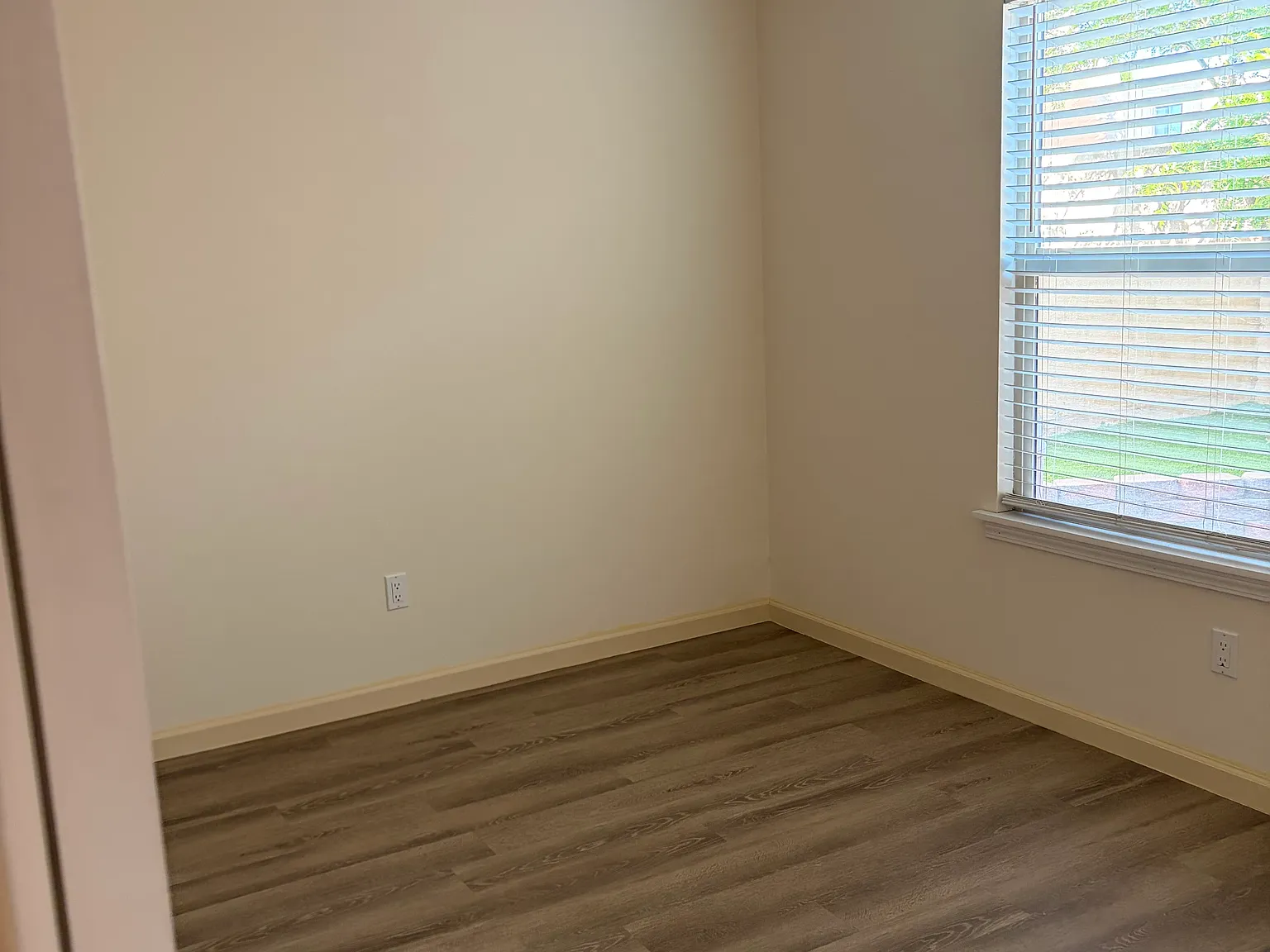 3 bed, 1288 sqft, $2,500 — Photo 1