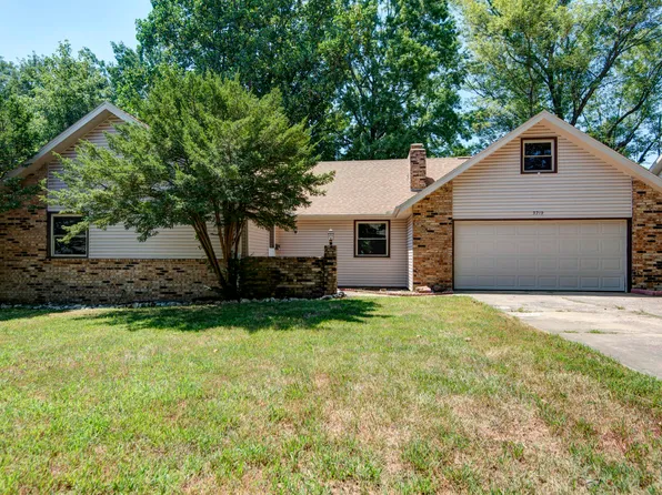 3719 S Ferguson Avenue, Springfield, MO 65807