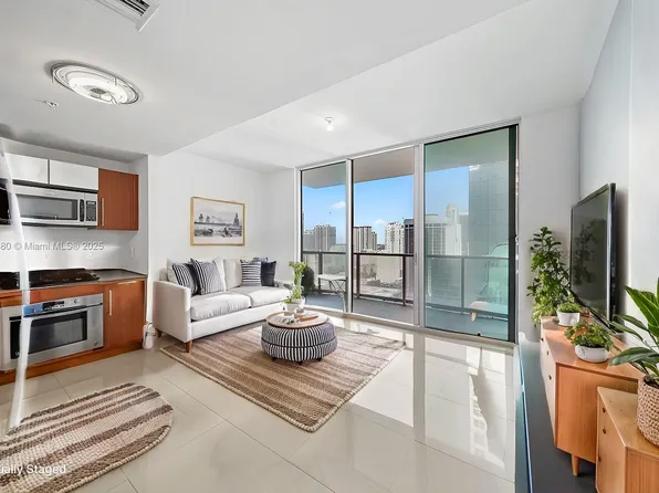 300 S Biscayne Blvd APT 2603, Miami, FL 33131