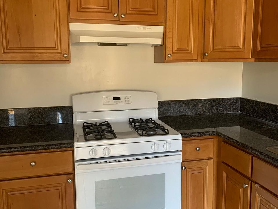 2nd image of 7623 Newlin Ave APT 3
