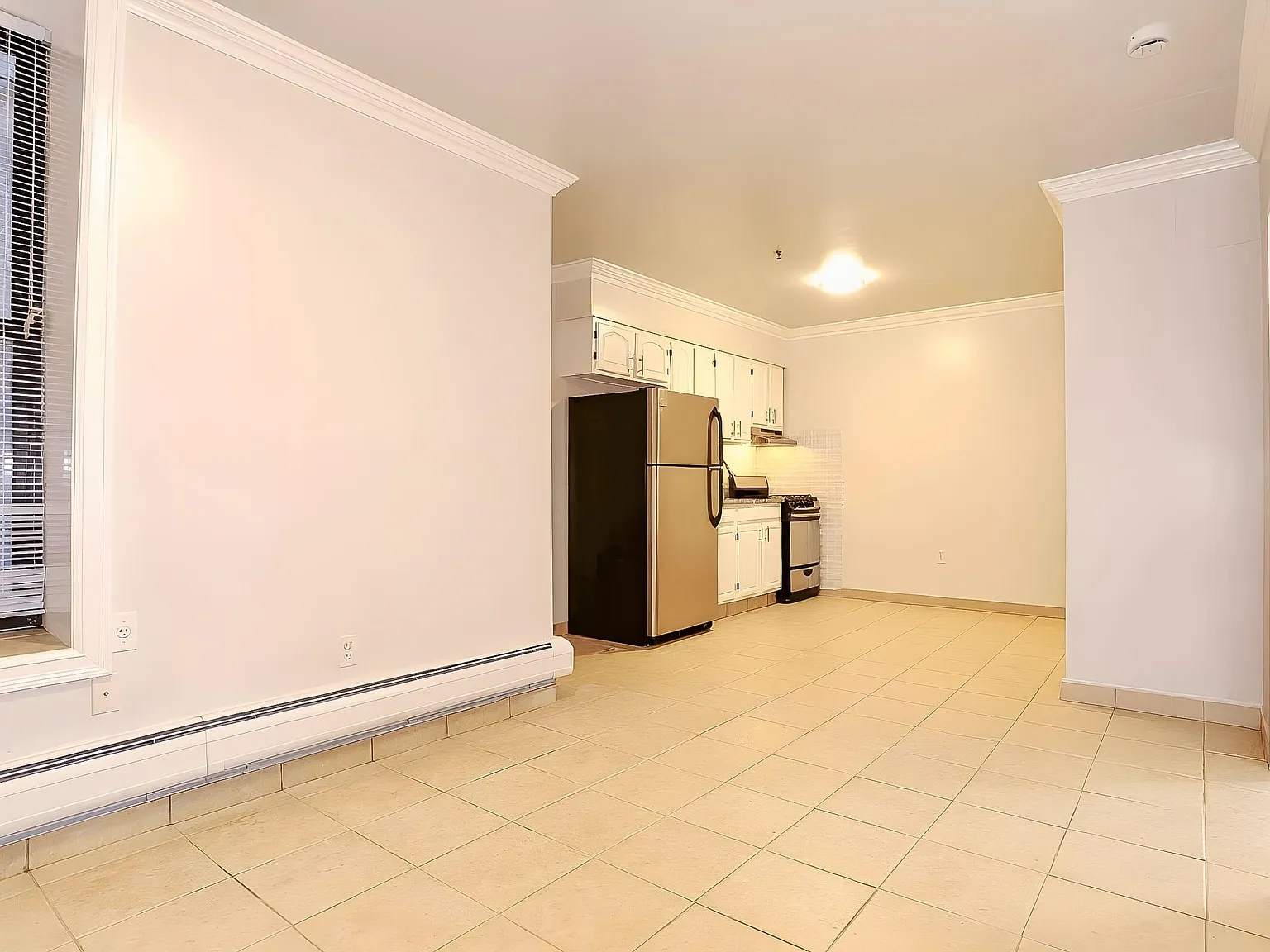 1 bed, 1.0 bath, $1,700 — Photo 3