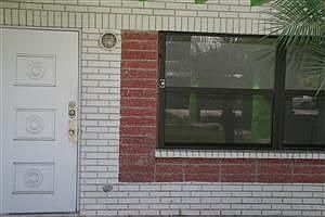 1st image of 229 N Keech St APT 3