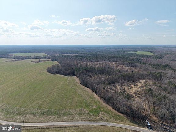 2nd image of Rock Spring Rd