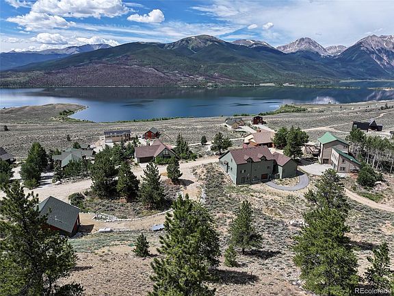 3rd image of 350 La Plata Peak Drive