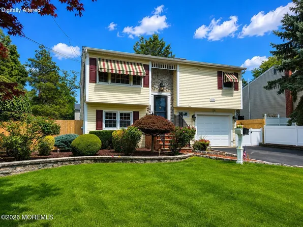 565 Sumner Avenue, Belford, NJ 07718