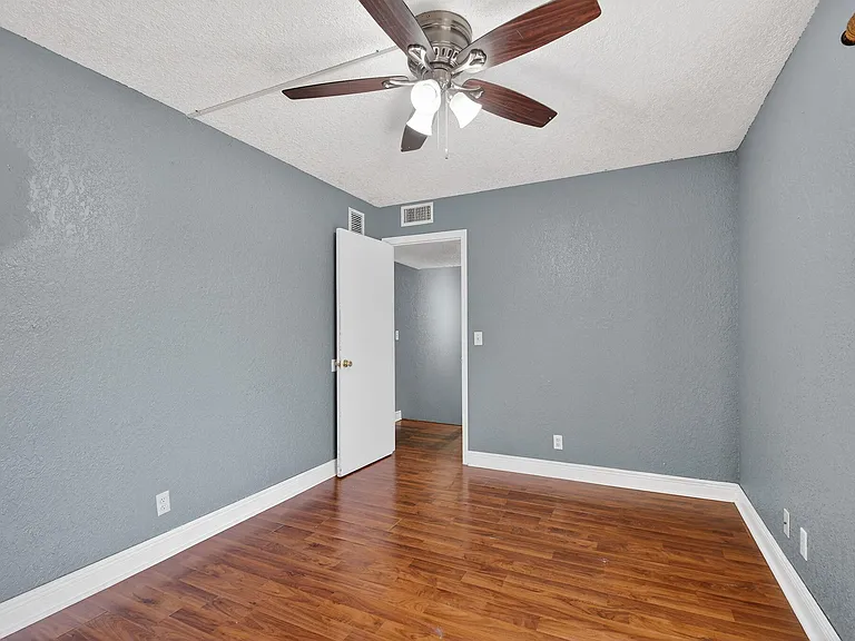 320 Woodland Rd — Photo 39